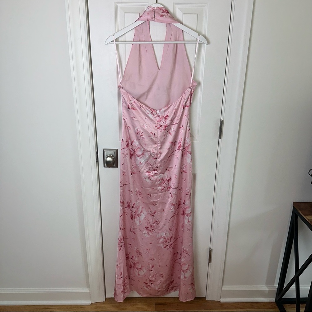 NWT Petal & Pup Mila Halter Neck Maxi Pink Floral - Picture 9 of 13